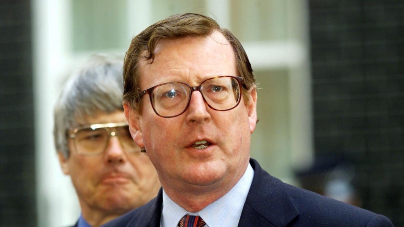 19/04/1999.- Imagen de archivo del ex ministro principal de Irlanda del Norte David Trimble. EFE/EPA/Gerry Penny