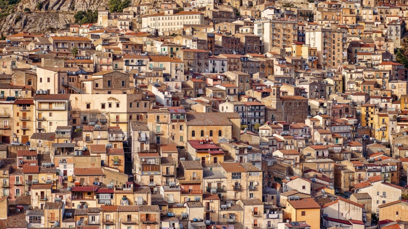 Fotografía desde las alturas de una ciudad italiana.
