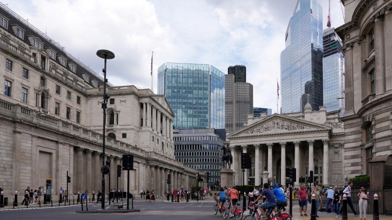 Vista de la sede del Banco de Inglaterra, en la City londinense. REUTERS/Maja Smiejkowska