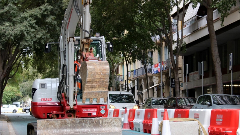 16/08/2022 - Un dels carrers on s'han iniciat les obres de la superilla de l'Eixample.