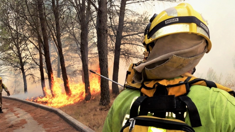 Bomberos trabajando en el incendio de Bejís / Consorcio de Bomberos de Castellón