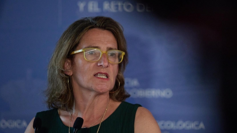 La vicepresidenta tercera y ministra para la Transición Ecológica y el Reto Demográfico, Teresa Ribera, durante una rueda de prensa.