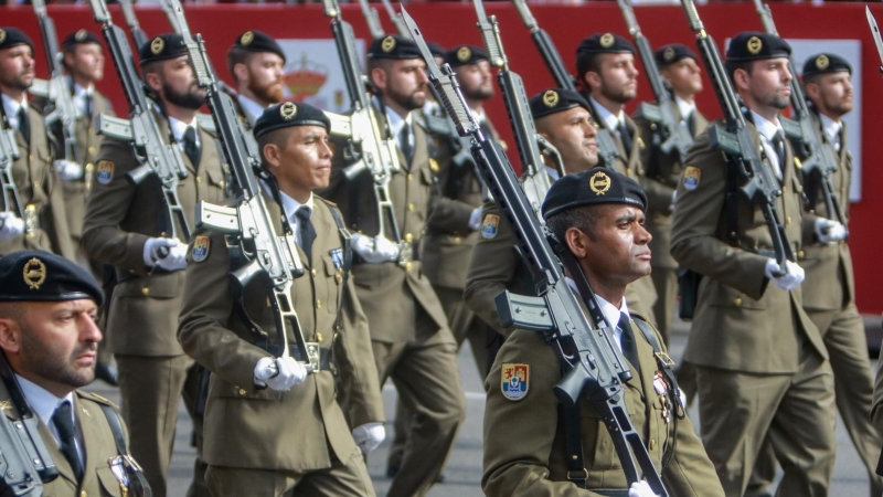 Militares participantes en el desfile del 12 de octubre en Madrid. Imagen de Archivo.