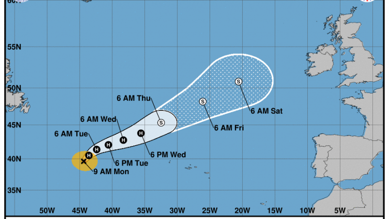 La trayectoria del huracán Danielle.