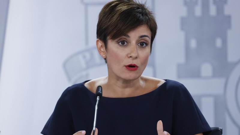 La ministra de Política Territorial y portavoz del Gobierno, Isabel Rodríguez, durante la rueda de prensa posterior al Consejo de Ministros celebrado este martes