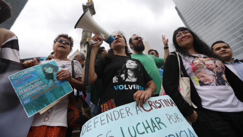 3/9/22 Integrantes de la comunidad de argentinos en México protestan contra el intento de asesinato de Cristina Fernández de Kirchner, a 3 de septiembre de 2022.