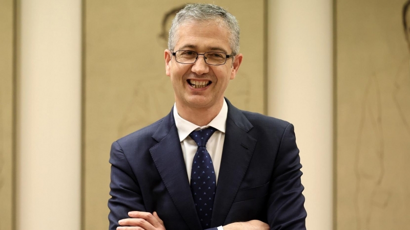 El gobernador del Banco de España, Pablo Hernández de Cos, en una comisión de Asuntos Económicos y Transformación Digital, a 1 de junio de 2022, en Madrid.