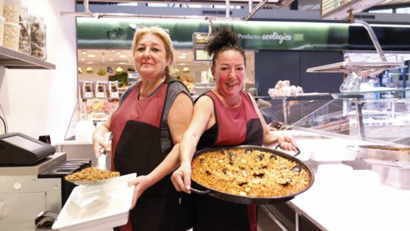 En el Mercat de Sant Andreu también se puede encontrar jugosos platos preparados.