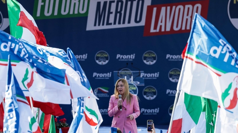 La líder del partido de ultraderecha Hermanos de Italia, Giorgia Meloni, en un acto electoral en Nápoles, a 23 de septiembre de 2022.