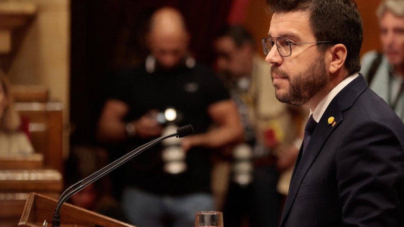 El president de la Generalitat, Pere Aragonès, a l'hemicicle durant el debat de política general al Parlament.