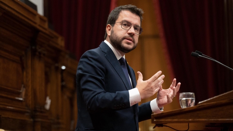 El president de la Generalitat, Pere Aragonès, interviene en el debate de política general anual, en el Parlament de Catalunya, a 27 de septiembre de 2022, en Barcelona, Cataluña (España).
