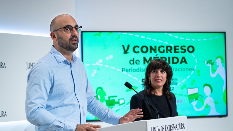 Ángel Calle director de AEXCID con Lucila Rodríguez-Alarcón, directora de porCausa