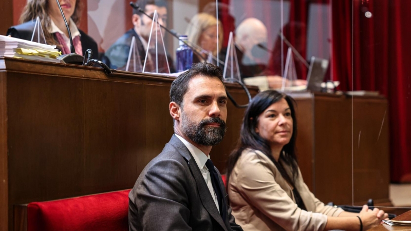 05/10/2022 - Roger Torrent a l'inici del judici contra la Mesa del Parlament que presidia.