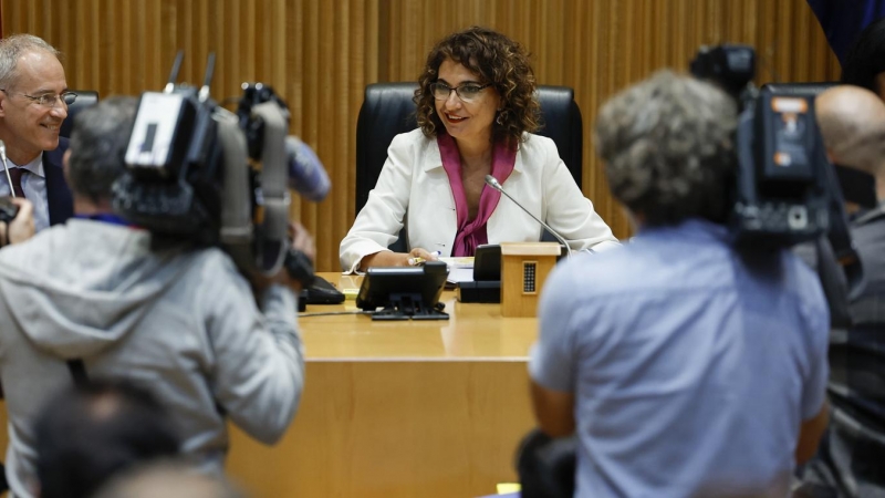 La ministra de Hacienda, María Jesús Montero, durante la presentación de los Presupuestos 2023 en el Congreso de los Diputados. EFE/Chema Moya