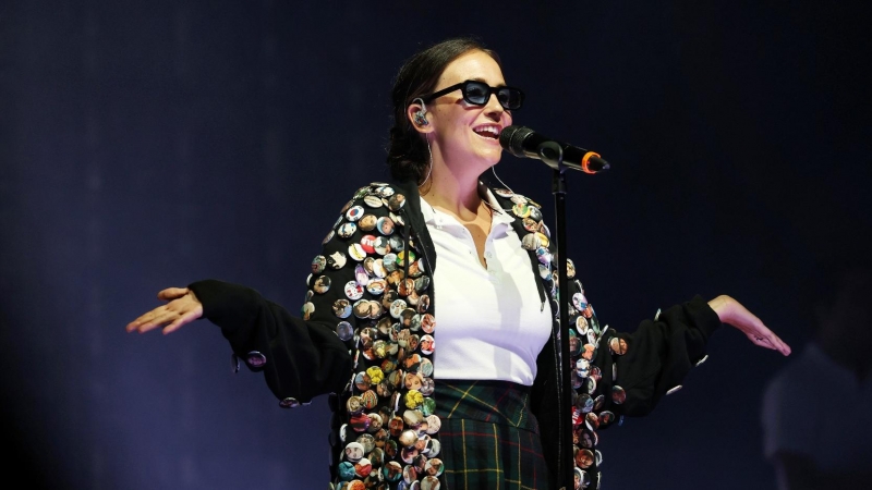 16/08/22 - La cantant Rigoberta Bandini en un concert al Cap Roig Festival.