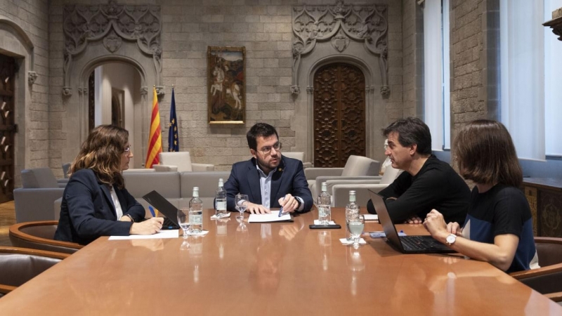 El president de la Generalitat, Pere Aragonès, reuneit aquest matí al Palau de la Generalitat amb la consellera Laura Vilagrà i amb el seu equip per treballar en la conformació del nou Govern.