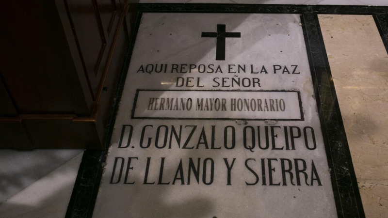 Imágenes de recurso de la tumba del general franquista Queipo de Llano y Sierra en la Basílica de la Macarena.