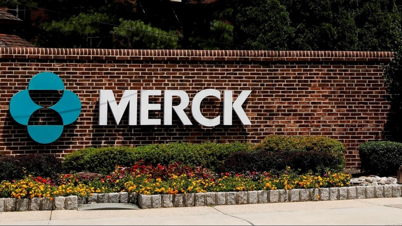 El logo de la farmacéutica Merck en su sede en Rahway (Nueva Jersey, EEUU). REUTERS/Brendan McDermid