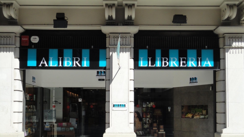 La llibreria Alibri, situada al carrer Balmes, 26, de Barcelona entre Gran Via i Diputació, tancarà les seves portes abans que s'acabi l'any
