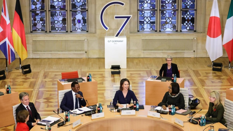 Sesión de trabajo en una reunión de ministros de Relaciones Exteriores del G7 en el histórico ayuntamiento de Muenster, Alemania, el 04 de noviembre de 2022.