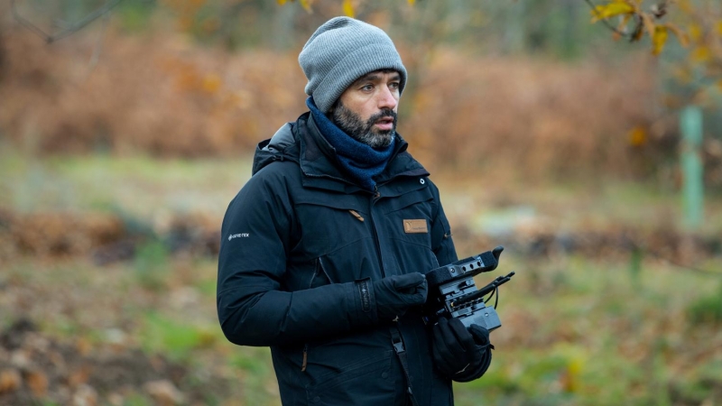 El director Rodrigo Sorogoyen, durante el rodaje de 'As bestas'.