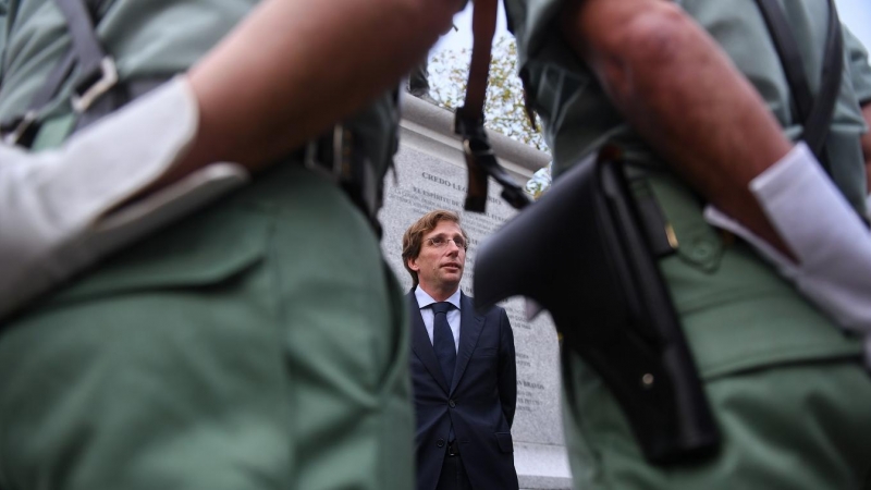 El alcalde de Madrid, José Luis Martínez-Almeida, durante la inauguración de la Estatua al Legionario. E.P./Fernando Sánchez