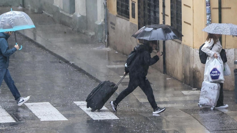 El frente de lluvias que afecta a la Comunitat Valenciana ha dejado en las últimas 24 horas precipitaciones de hasta 58 litros por metro cuadrado