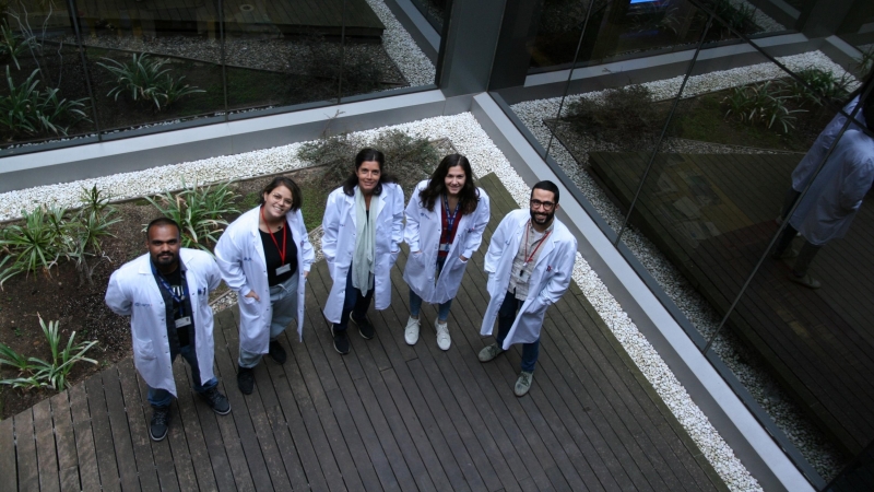 Mª Rosa Sarrias y su equipo estudian desde el IGTP cómo los macrófagos presentes en los tumores pueden favorecer la progresión del cáncer.