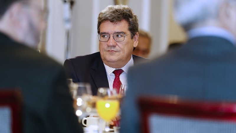 El ministro de Inclusión, Seguridad Social y Migraciones, José Luis Escrivá, durante un desayuno informativo, a 24 de noviembre de 2022.