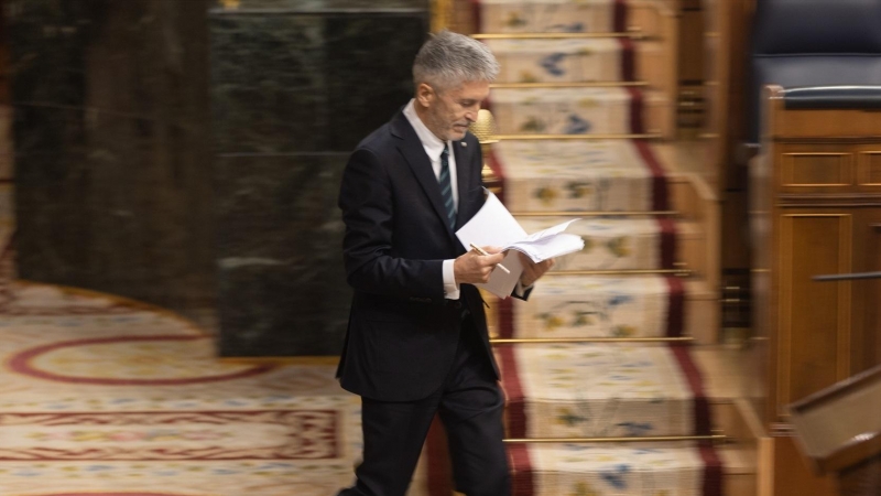 El ministro del Interior, Fernando Grande-Marlaska, durante una sesión plenaria en el Congreso de los Diputados.