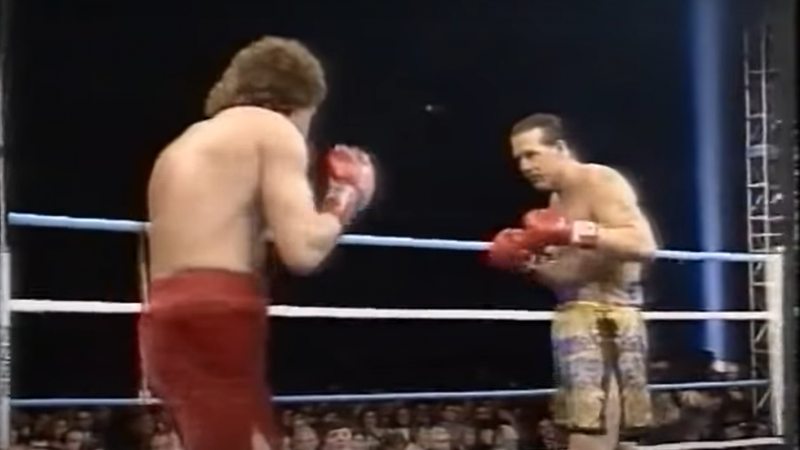 Un instante del combate entre Mickey Rourke y Terry Jesmer en el año 1992 en Oviedo