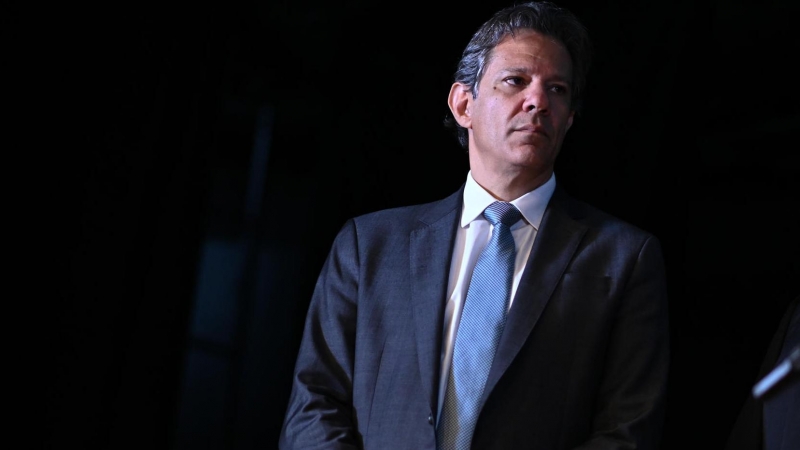 El nuevo ministro de Hacienda del Gobierno de Lula en Brasil, Fernando Haddad, durante el anuncio de su cargo en Brasilia, a 9 de diciembre de 2022.