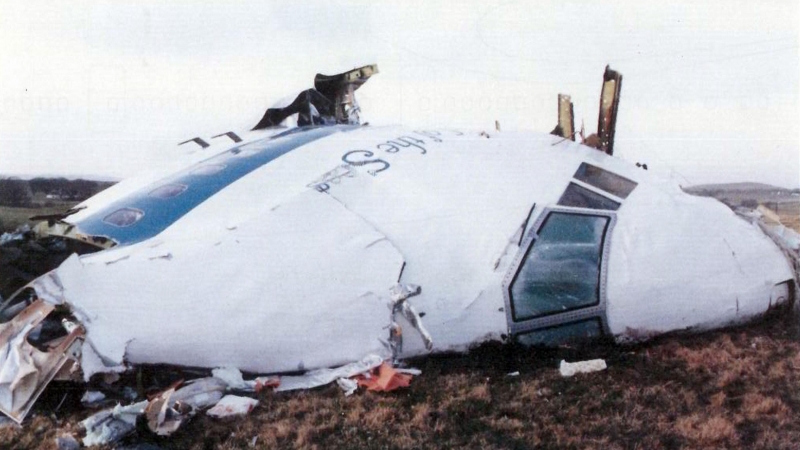 Restos del vuelo Pan Am en suelo escocés, en la localidad de Lockerbie.