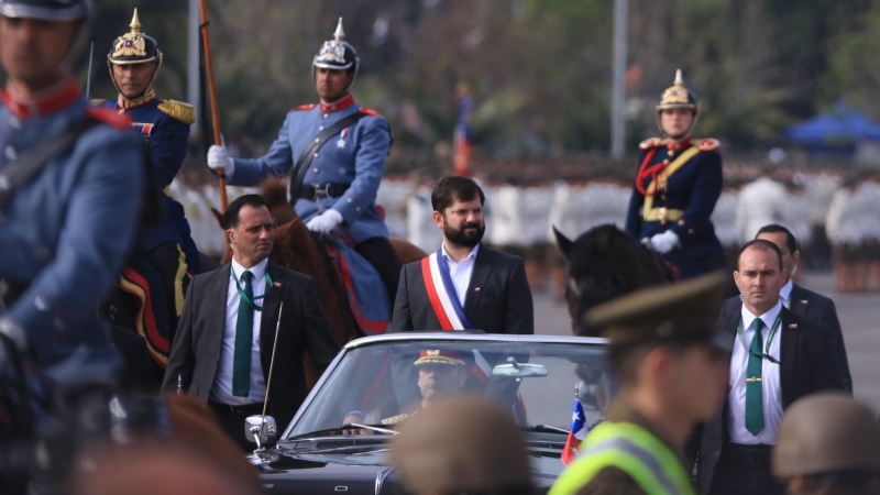 Imagen del presidente de Chile, Gabriel Boric, durante una marcha militar- 19/09/2022