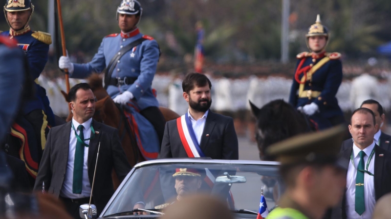 Imagen del presidente de Chile, Gabriel Boric, durante una marcha militar- 19/09/2022