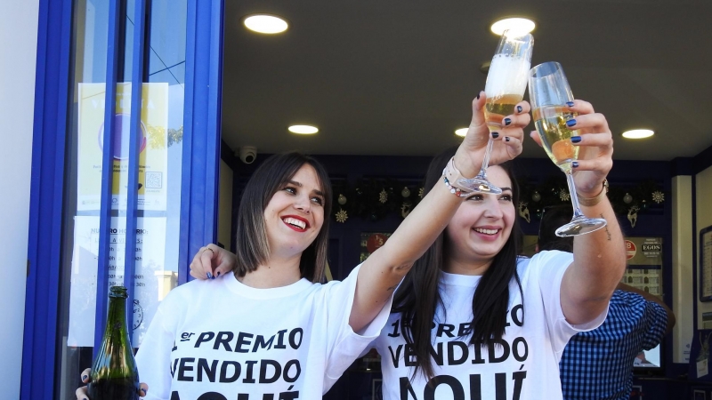 El municipio de La Guancha, en Tenerife, ha sido uno de los lugares donde se ha vendido el primer premio de la Lotería de Navidad, con el número 5490.