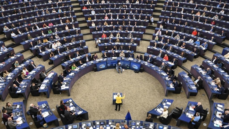 La presidenta de la Comisión Europea, Úrsula Von der Leyen, en el Pleno del Parlamento Europeo.
