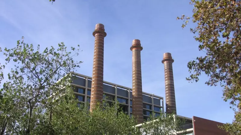 Parque de 'Les Tres Xemeneies', en Barcelona.