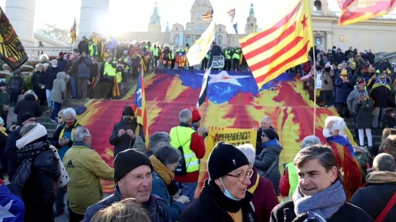 Las protestas contra la cima hispano-francesa en Montjüic a 19 de enero de 2023