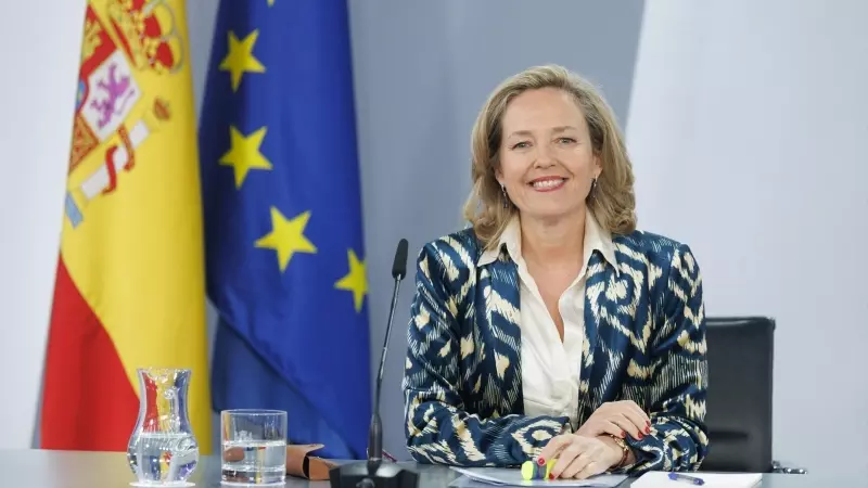 La vicepresidenta primera y ministra de Asuntos Económicos, Nadia Calviño, durante una rueda de prensa a 17/01/2023.