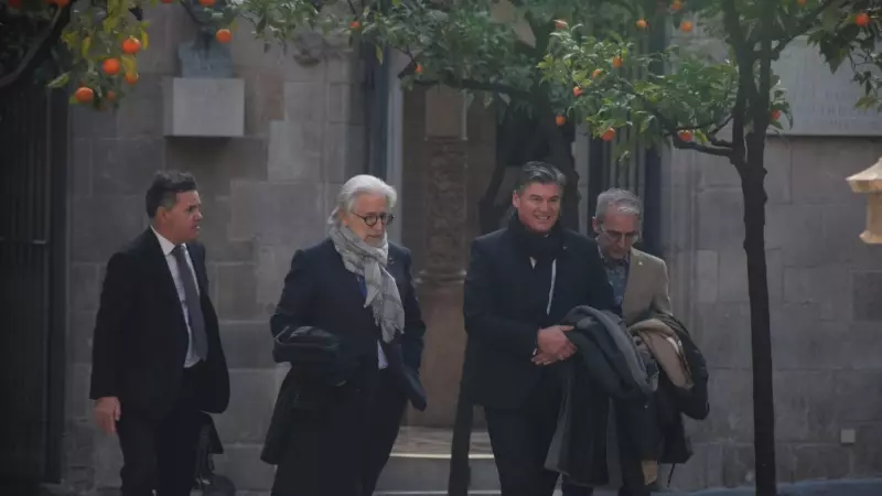 Els presidents de Foment del Treball i Pimec, Josep Sánchez Llibre i Antoni Cañete, aquest dilluns al Palau de la Generalitat.