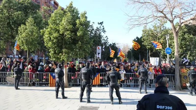 31/01/2023 - La protesta de l'ANC contra Felip VI aquest dimarts a Barcelona.