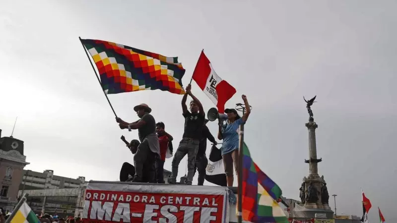 La manifestación en Lima que exige la renuncia de la presidenta Dina Boluarte.