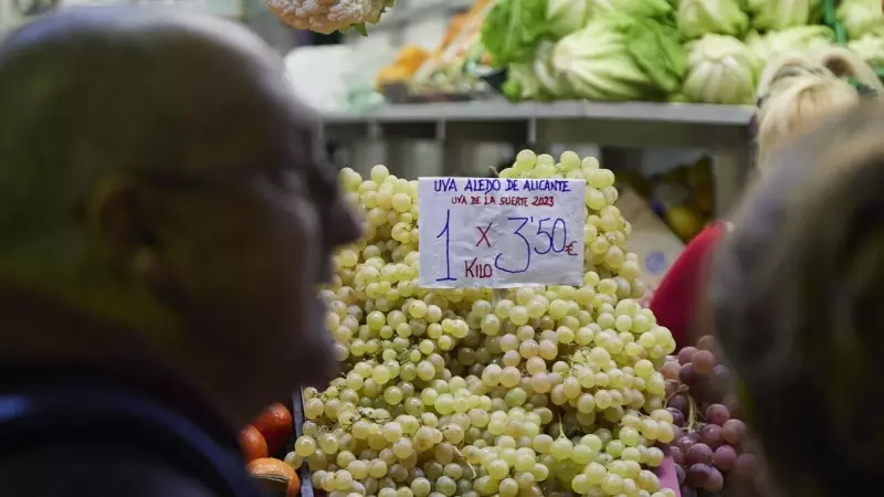 Puesto de fruta en un mercado