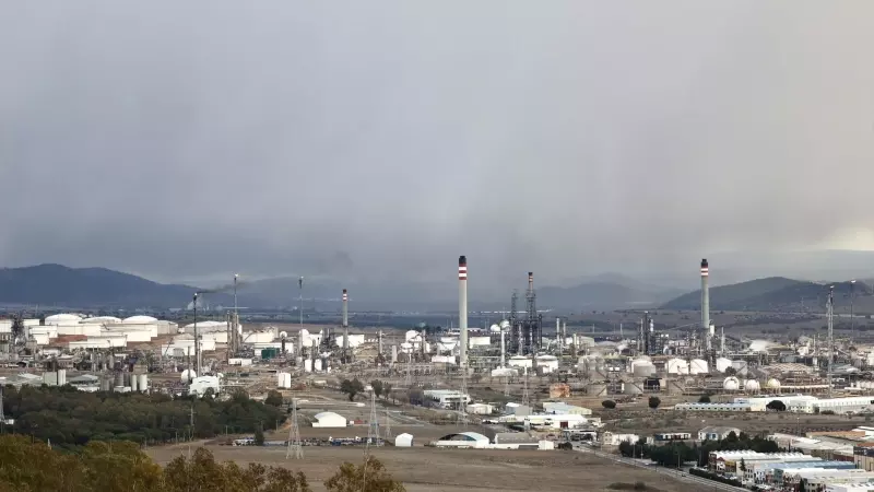 Vista general de la central petroquímica de Puertollano, a 27 de enero de 2023, en Puertollano, Ciudad Real, Castilla-La Mancha (España).