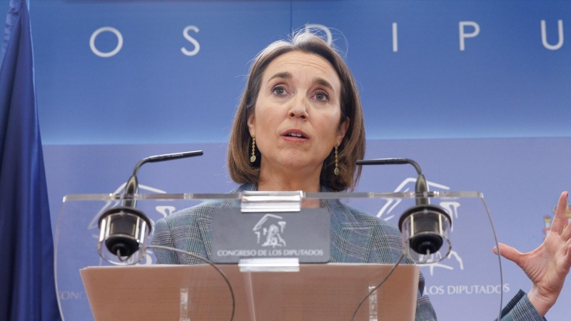 La portavoz del PP en el Congreso, Cuca Gamarra, durante una rueda de prensa posterior a la reunión de la Junta de Portavoces, en el Congreso de los Diputados, a 14 de febrero de 2023