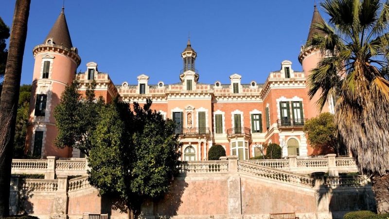 Els jardins del Palau de les Heures