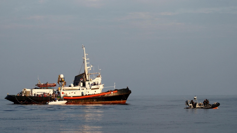 Barco de rescate en mar Jónico de la organización 'Mediterranea Saving Humans' a 31 de agosto de 2019