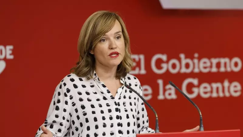 La ministra de Educación y portavoz del PSOE, Pilar Alegría durante una rueda de prensa en la sede del partido este lunes en Madrid