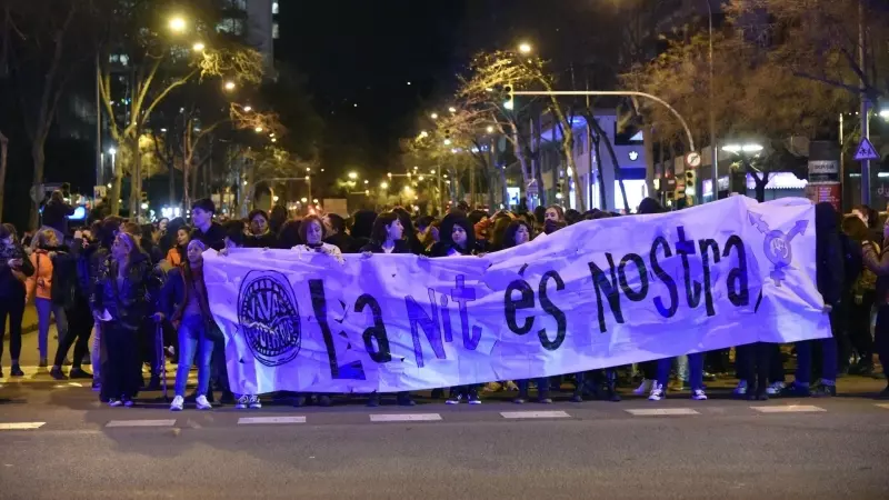 Un moment de la manifestació alternativa de la vigília del 8-M.